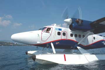 Δημιουργούνται 26 νέα υδατοδρόμια σε μικρά νησιά για τη δρομολόγηση υδροπλάνων