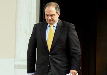 Κάλπες το φθινόπωρο δείχνει η απόφαση για παράταση των εργασιών της Βουλής