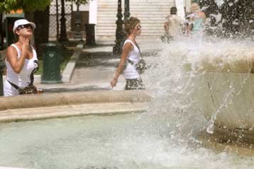 Αφρικανική ζέστη σε όλη τη χώρα με τον υδράργυρο σε ανοδική τροχιά