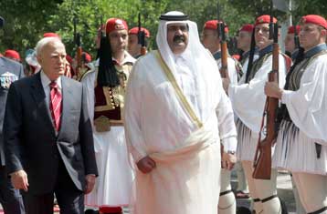 Επαφές του σεΐχη του Κατάρ με την ελληνική πολιτειακή και πολιτική ηγεσία