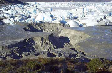 Λίμνη στις Ανδεις εξαφανίστηκε μυστηριωδώς