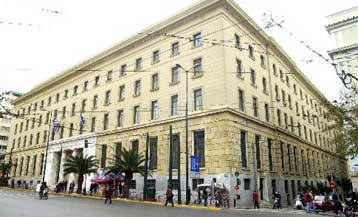 Διόγκωση του ελλείμματος τρεχουσών συναλλαγών τον Απρίλιο κατά 953 εκ. ευρώ