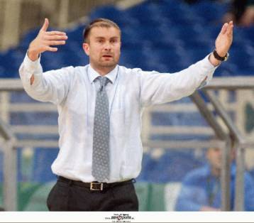 Ο Παβίσεβιτς εγκατέλειψε τον Πανιώνιο για να αναλάβει την Αλμπα Βερολίνου