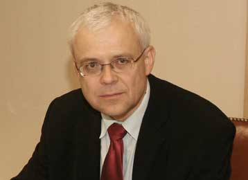 Στο μικροσκόπιο της Κομισιόν η εξίσωση ορίων ηλικίας συνταξιοδότησης ανδρών-γυναικών