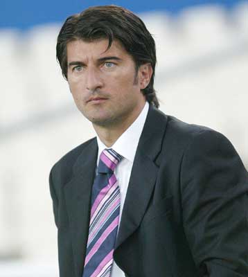 Πρόταση τριών εκατ. ευρώ καταθέτει ο Ολυμπιακός για Γκαλέτι, τέλος ο Παππάς