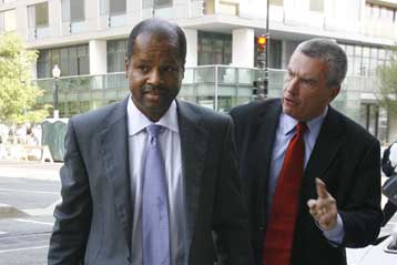 Έχασε τη δίκη μηνυτής που ζητούσε 54 εκατ. δολάρια για ένα χαμένο παντελόνι