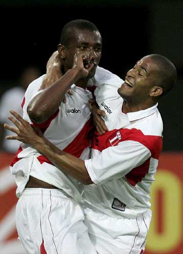 Με το δεξί το Περού στο Κόπα Αμέρικα, «σκόνταψε» η οικοδέσποινα Βενεζουέλα