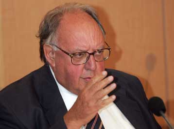 Δεν έχει κανένα νόημα η ψήφος στο ΚΚΕ, επιμένει ο Θεόδωρος Πάγκαλος