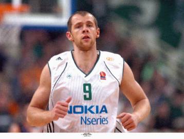 Στα «κρύα του λουτρού» άφησε ο Σισκάουσκας τον Παναθηναϊκό και πάει ΤΣΣΚΑ