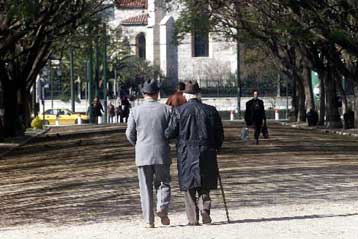 Η γήρανση του ελληνικού πληθυσμού επιβαρύνει την σωματική και ψυχική του υγεία