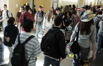 Απόρριψη των θετικών διακρίσεων υπέρ φυλετικών μειονοτήτων στα αμερικανικά σχολεία