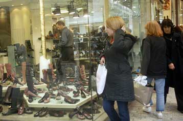 Αύξηση στο τζίρο του λιανεμπορίου τον Απρίλιο κατά 1,7%