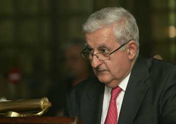 Στα χαρακώματα κυβέρνηση και αντιπολίτευση για τις καταγγελίες κατά του Ρ.Κεδίκογλου