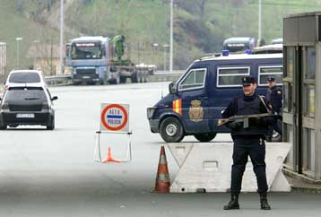 Μικρής ισχύος βόμβα εξερράγη στο αεροδρόμιο της Ιμπίθα