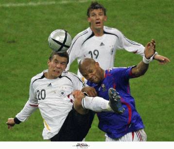 Οι Ιταλοί μιλούν για φλερτ του Παναθηναϊκού με Μπουμσόνγκ και οι Ισπανοί για Έμερσον