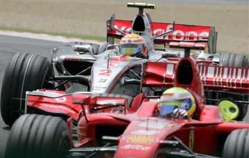 Στην pole position του Μανί Κουρ ο Μάσα, δίπλα του ο Χάμιλτον