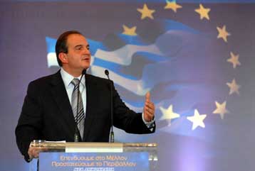 Αμεσα αναδασωτέες όλες οι εκτάσεις που κάηκαν, δηλώνει ο Κ.Καραμανλής