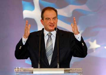 Απόπειρα πόλωσης καταλογίζει στο ΠΑΣΟΚ ο Κ.Καραμανλής