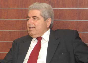 Την υποψηφιότητα Χριστόφια για τις προεδρικές του 2008 ανακοινώνει το ΑΚΕΛ