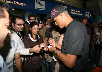 Πρωτάθλημα και πρόκριση στο Champions League στόχοι του Ριβάλντο στην ΑΕΚ