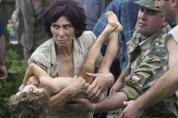 Στο ΕΔΑΔ προσέφυγαν γονείς και συγγενείς παιδιών που σκοτώθηκαν στο Μπεσλάν