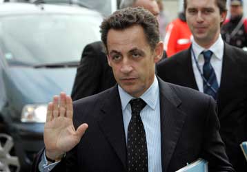 Τη σύνταξη «αναφοράς για την παγκοσμιοποίηση» ανέθεσε στον Ιμπέρ Βεντρίν ο Σαρκοζί