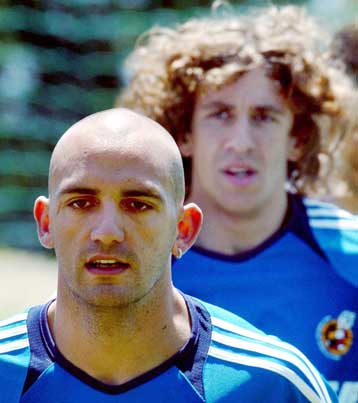 Πολύ κοντά στον Ολυμπιακό ο Ραούλ Μπράβο, νέα σενάρια για Sam, «όχι» για Καστίγιο