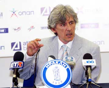 Έτοιμος να αποχωρήσει ο Γιοβάνοβιτς εάν δεν υπάρξουν εξελίξεις στον Ηρακλή