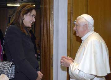 Με τον Πάπα Βενέδικτο ΙΣτ συναντήθηκε στο Βατικανό η υπουργός Εξωτερικών