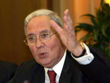 Ξεπερνούσε τα 185 δισ. ευρώ το χρέος νοικοκυριών και επιχειρήσεων τον Απρίλιο