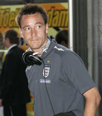 Την παραμονή των Λάμπαρντ, Τέρι στην Τσέλσι επιβεβαίωσε ο Κένιον