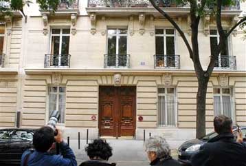 Διπλή έφοδος κατά Ντε Βιλπέν για την υπόθεση Clearstream