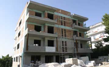 Αυξάνεται κατά 50% το ελάχιστο κόστος κατασκευής στις οικοδομές