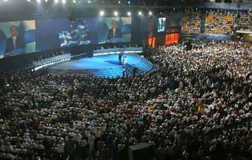 Έμφαση στις μεταρρυθμίσεις και επίθεση στο ΠΑΣΟΚ από τα κορυφαία στελέχη της ΝΔ