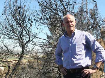 Εγκληματική αμέλεια στις πρόσφατες πυρκαγιές αποδίδει στην κυβέρνηση ο Γ.Παπανδρέου