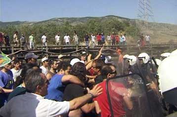 Κίνδυνος μπλακ άουτ από τη συνεχιζόμενη κατάληψη στον ΑΗΣ Κοζάνης