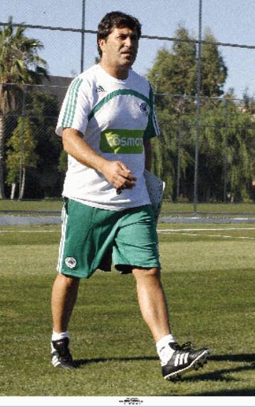 «Θα πρέπει να παίζετε δυναμικά και με πάθος» ξεκαθάρισε ο Πεσέιρο στους παίκτες του