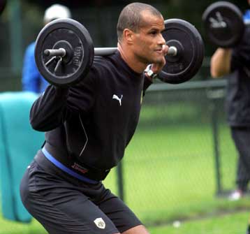 Όνειρό μου το πρωτάθλημα με την ΑΕΚ, δηλώνει ο Ριβάλντο