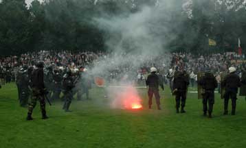 Στη φυλακή Πολωνοί χούλιγκαν για τα επεισόδια στη Λιθουανία