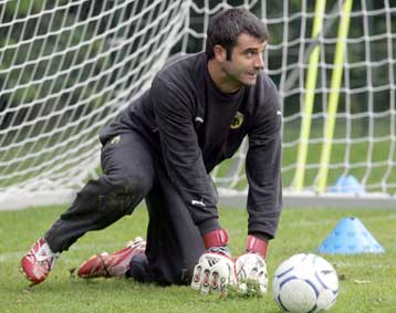 Ενδιαφέρον της Ουέλβα για Σορεντίνο και της ΑΕΚ για Σηφάκη, Τούρινα