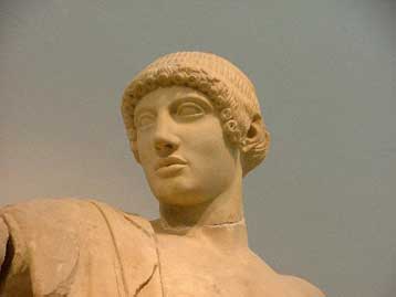 Καταστροφές εξαιτίας δασικής πυρκαγιάς σε αρχαία μνημεία της Ιωνίας