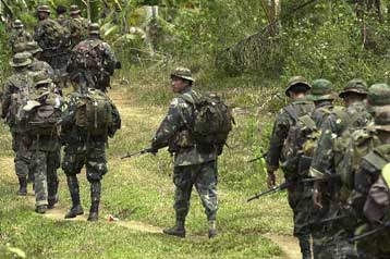 Αγρια μάχη μεταξύ ισλαμιστών και κυβερνητικού στρατού στις νότιες Φιλιππίνες