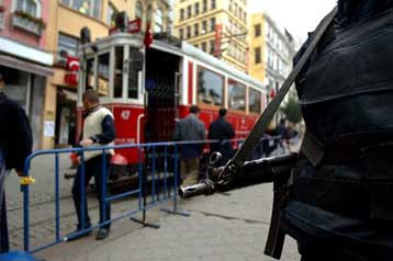 Δύο τραυματίες από μικρής ισχύος έκρηξη στην Κωνσταντινούπολη