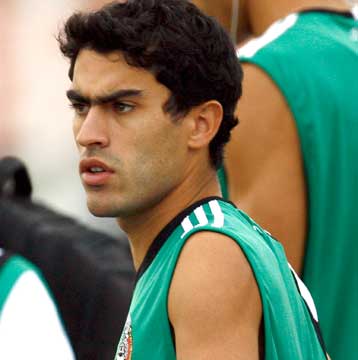 Ο Καστίγιο αρνείται ότι βρίσκεται σε διαπραγματεύσεις με άλλες ομάδες