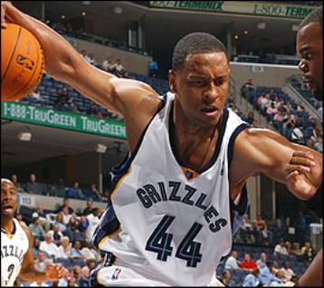 Τριπλό μεταγραφικό χτύπημα του Ολυμπιακού με Ρόμπερτς, Μαυροκεφαλίδη και Βασιλειάδη