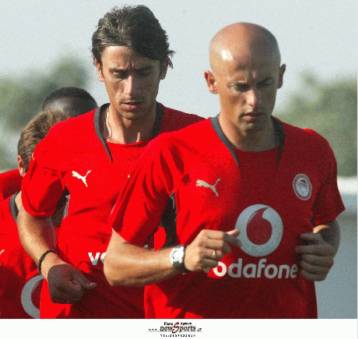 Αφησα κάποια πράγματα ανολοκλήρωτα, είπε ο Αντζα για την επιστροφή του στον Πειραιά