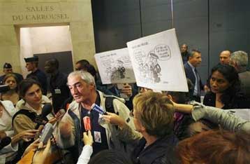 Αρνούνται οι εργαζόμενοι της Air France να «συμμετέχουν» σε απελάσεις μεταναστών