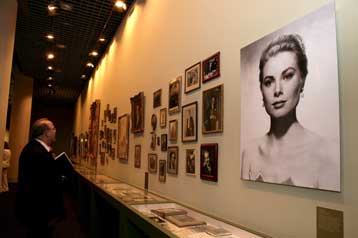 Έκθεση με προσωπικά αντικείμενα της Γκρέις Κέλι παρουσιάζεται στο Μονακό