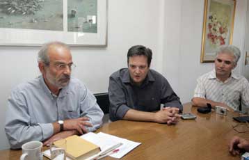 Τη μονιμοποίηση των συμβασιούχων στην Πυροσβεστική ζήτησε ο Αλ.Αλαβάνος