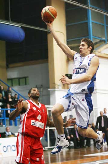 «Ήταν κάτι τρελό» δήλωσε ο Μιχάλης Πελεκάνος λίγο πριν αναχωρήσει για Ισπανία